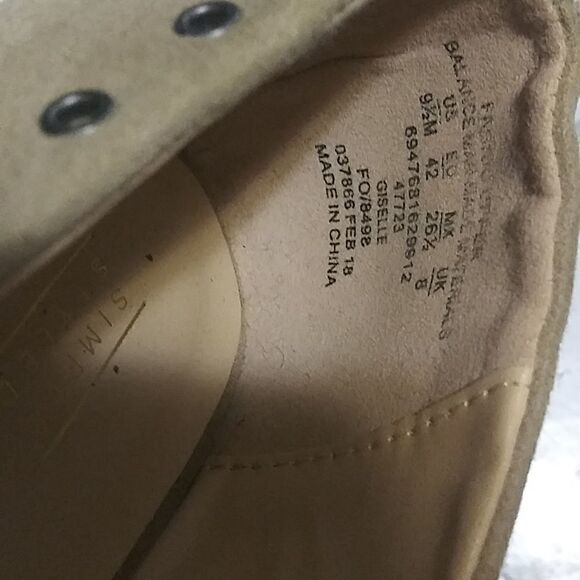 Simply styled nude faux  suede block heels - Picture 9 of 9